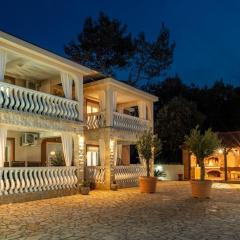 Apartments with parking space Vir - 24513