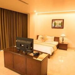 Lakeside Hotel Nam Dinh