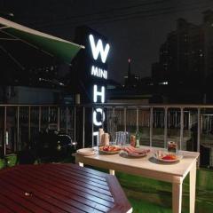 W Mini Hotel