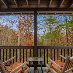 Mountain Therapy Gas fireplace hot tub firepit comfy beds