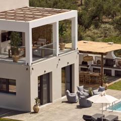 Cozy Aura Residence, by TK Property Management
