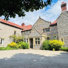 Berthlwyd Country House