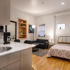Downtown Retreat Stylish Boston Studio