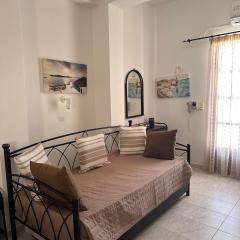 Cycladic Relaxation Corner