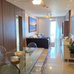 Lindo apartamento frente mar na Prainha com Ar Condicionado, Piscina