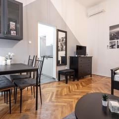 B8 - Grand Boulevard Cozy Apartment - Best Location by BQA
