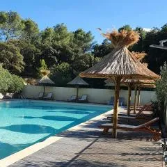 Camping Le Vallon Des Cigales