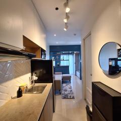 Sky Lux Suite by Elnora at Victoria Sports Tower Kamuning Edsa Southbound