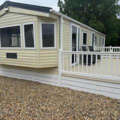 Beautiful 8 Berth Caravan With Decking At Caldecott Park, Norfolk Ref 91046C