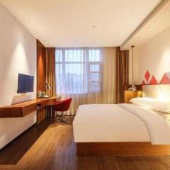 Borrman Hotel Zhongxiang Railway Station Mochou Village