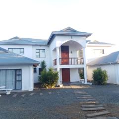 Mountain View Guest House in Underberg- House