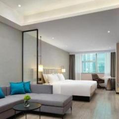 Borrman Hotel Golden Crown Liuzhou Wuxing Pedestrian Street