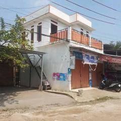 rumah kontrak putih puri