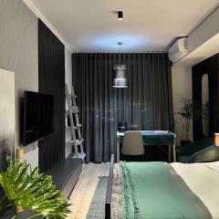 Explore Ellipse - Emerald Studio