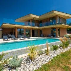 Villa Elvita by Istrialux
