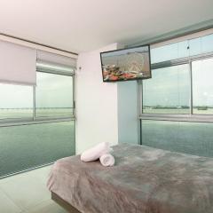 Suite 7 Riverfront 1, Puerto Santa Ana, Guayaquil