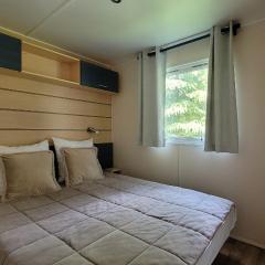 Mobil-home N 3 chambre, climatise, cuisine equipee, TV & Wi-Fi