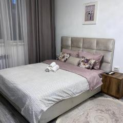 Akvarel Apartment near ADK