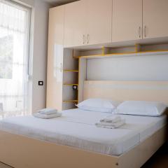 Domus Seaview Apartments