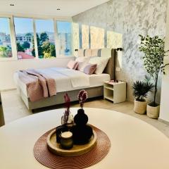 Ane Promenade Sunset Beach Apartment