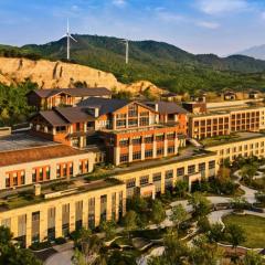 Secan Hotel Qingdao, Curio Collection By Hilton