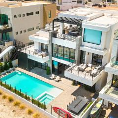 Luxury Beachside home