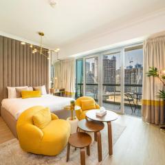 Stylish Studio Steps from Burj Khalifa Fountains