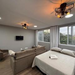 Familia Apartamento no Brás com Piscina/Metrô Brás