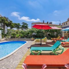 Apartment Nika-5 by Interhome