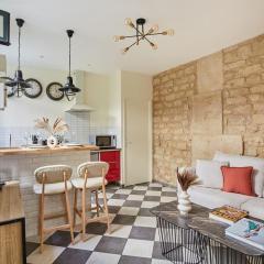 Apartment Center of Paris by Studio prestige