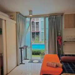 Modern Condo with Full Amenities Bangkok
