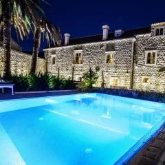 Luxury Dubrovnik Villa 6 Bedrooms Villa Gomila Perfect For Larger Groups Fantastic Sea Views Zaton