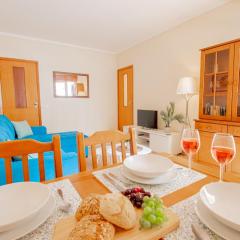 Casa Ocean Breeze, Two bedrooms, 100m from the beach!