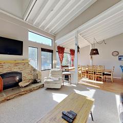 Spacious 3 Bedroom Condo with Loft!