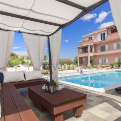 Apartment in Grebastica 7033