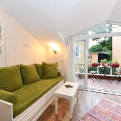 Private Terrace AC Bright Flat Galata