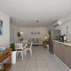 WLR3 - 1BR near Palm Beach - White Lotus Retreat
