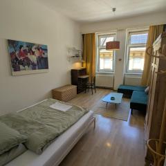 Cosy room in shared apartment with balcony