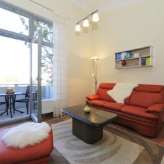 Brise Haus Valentino App 14