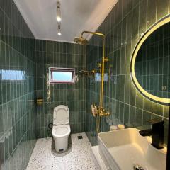 B Leaf homestay