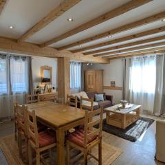 Appartement 8 personnes - Centre village - Parking privatif - FR-1-459-6