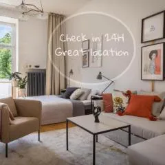 Cozy Old Town Apartments