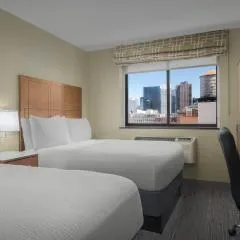 Holiday Inn Express Manhattan Midtown West by IHG