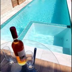 Casa com Piscina Maresias 750 metros da praia