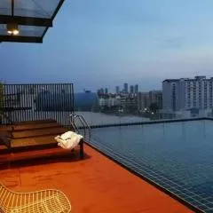 The Solac At Srinakarin