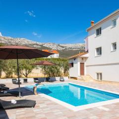 Cozy Home In Kastel Sucurac With Sauna