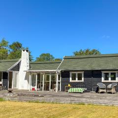 Stunning Home In Vejby With Wifi