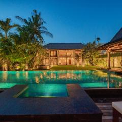 Villa Ramadewa Beachside with Authentic Charm