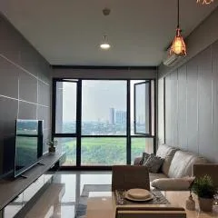 Cozy Fully Furnished 2BR Apartment NavaPark BSD