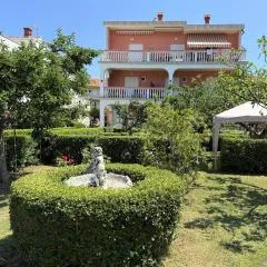 Guesthouse Mira